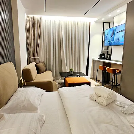 Center Easy_luxury *